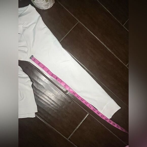 Nike dri fit white training cropped top sz small - Picture 10 of 10